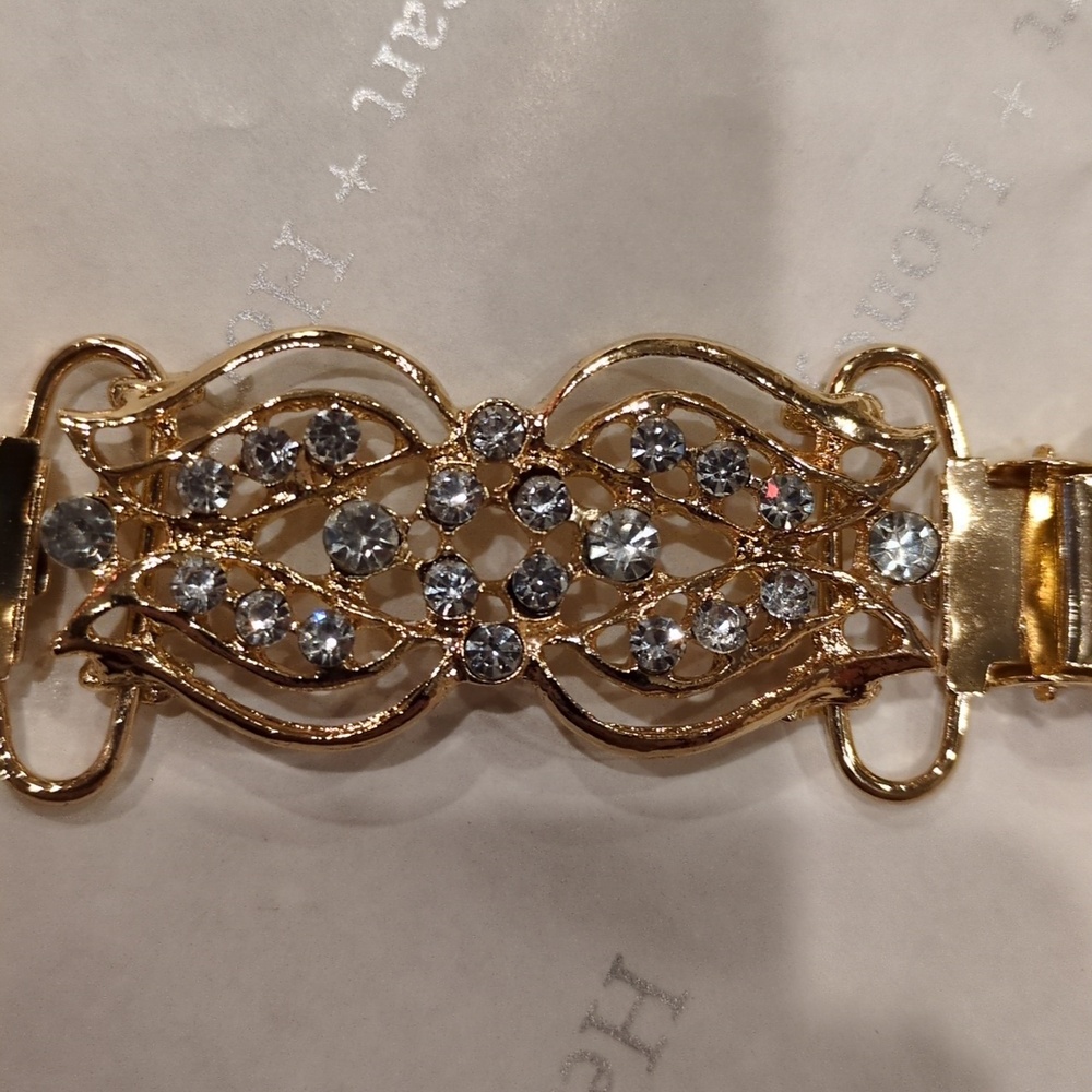 Dress/Sweater Clip, NWT - Picture 4 of 5